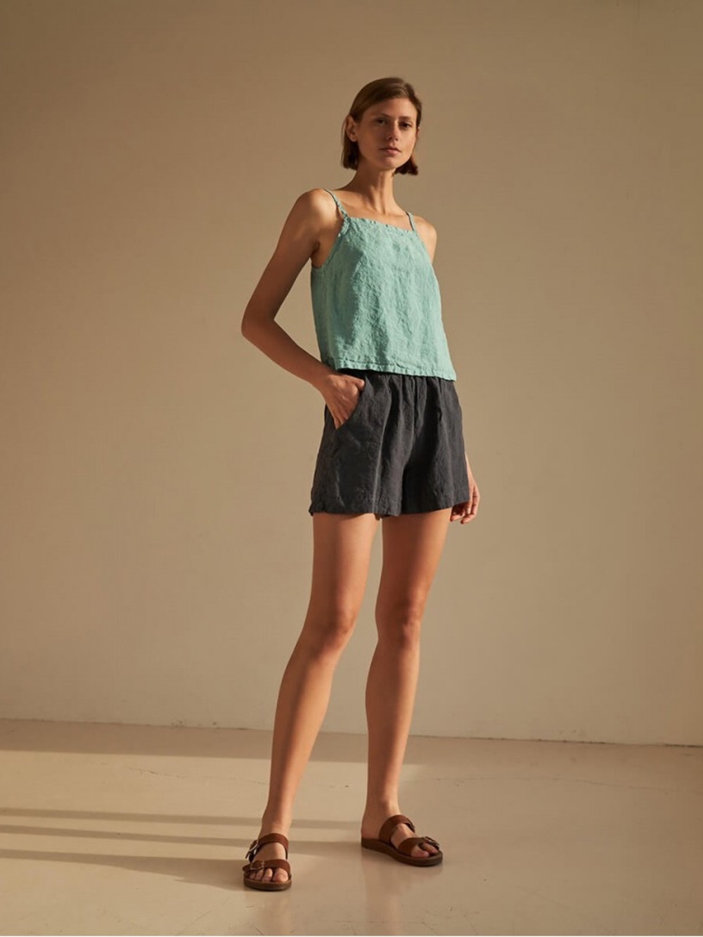 Lightweight Navy Linen Women's Shorts - NWT size small